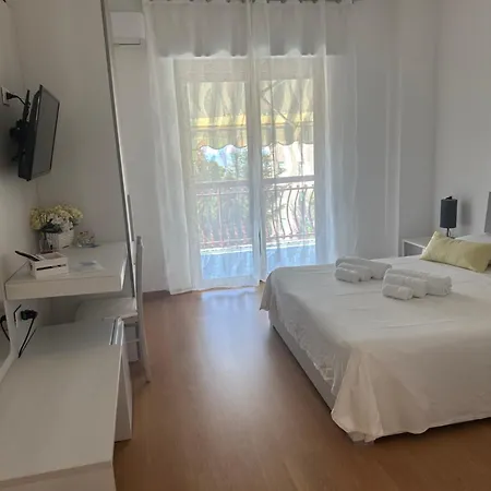 Nuova Bed and breakfast Paola