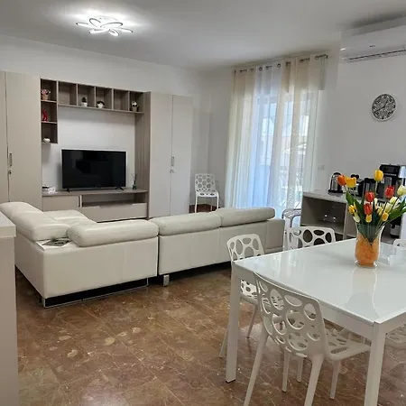 Nuova Couette-café 4*