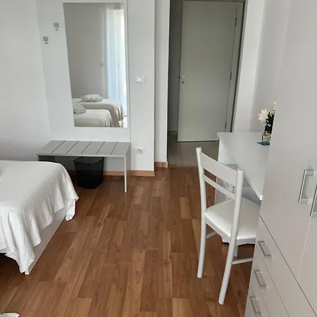 ベッド・アンド・ブレックファスト Nuova パオラ