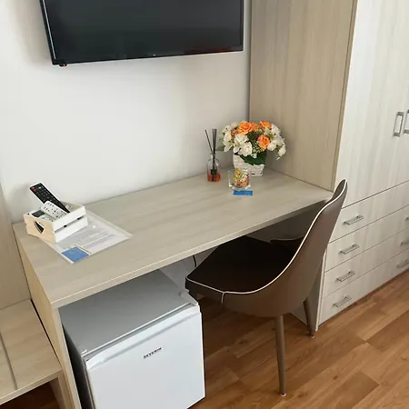 Nuova Bed & Breakfast Paola