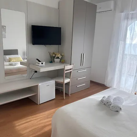 Nuova Bed & Breakfast Paola