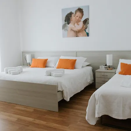 Nuova Couette-café Paola