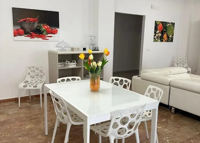 Alojamento de Acomodação e Pequeno-almoço Nuova 4*