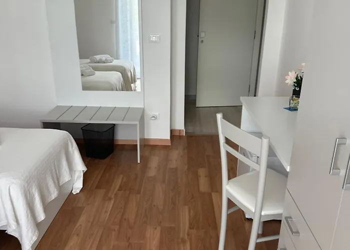 Alojamento de Acomodação e Pequeno-almoço Nuova Paola