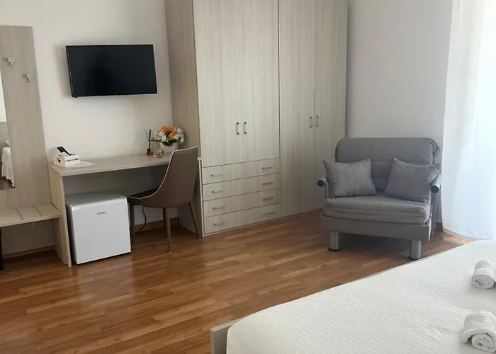 Alojamento de Acomodação e Pequeno-almoço Nuova Paola